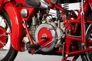 Afbeelding 28/50 van Moto Guzzi DUMMY (1952)