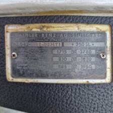 Image 55/100 of Mercedes-Benz 250 SL (1967)