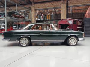 Image 1/54 de Mercedes-Benz 280 SE 3,5 (1970)