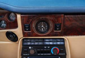 Image 20/26 of Aston Martin V8 EFi Volante (1986)