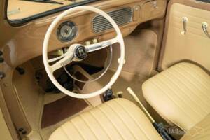 Immagine 18/19 di Volkswagen Maggiolino 1200 Export "Oval" (1957)