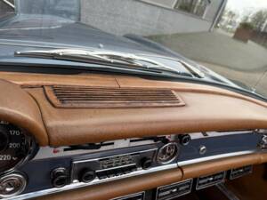 Immagine 35/50 di Mercedes-Benz 280 SL (1969)
