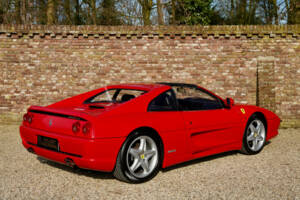 Bild 24/50 von Ferrari F 355 GTS (1997)