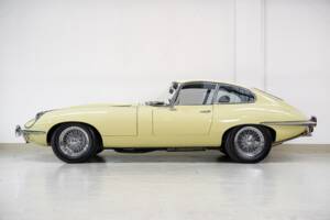 Imagen 6/40 de Jaguar E-Type (2+2) (1970)