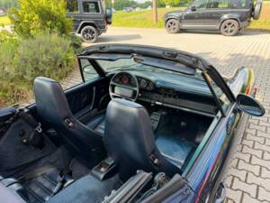 Immagine 19/40 di Porsche 911 Carrera 4 (1990)