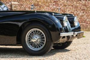 Immagine 36/50 di Jaguar XK 120 DHC (1953)