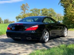 Bild 9/18 von Mercedes-Benz SL 500 (2012)