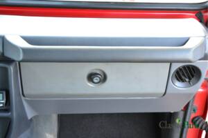 Image 34/50 of Mercedes-Benz 200 GE (SWB) (1987)