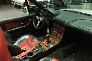 Bild 33/50 von BMW Z3 Convertible 3.0 (2001)