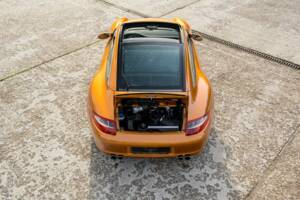 Image 32/34 de Porsche 911 Targa 4S (2008)