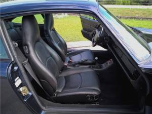 Image 10/20 de Porsche 911 Carrera 4 (1995)