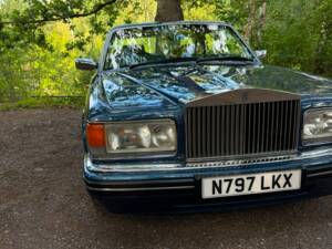 Image 40/46 of Rolls-Royce Silver Spirit III (1996)