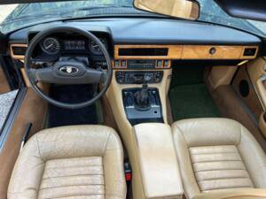 Imagen 9/23 de Jaguar XJ-SC 3.6 (1986)