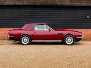 Image 30/50 de Aston Martin V8 EFi Volante (1986)