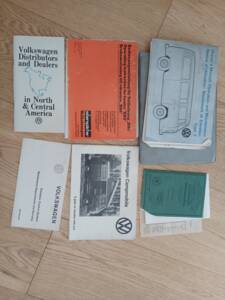 Image 18/21 of Volkswagen T2b Westfalia (1973)