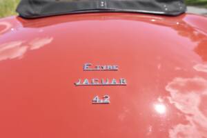 Image 15/80 of Jaguar E-Type 4.2 (1966)