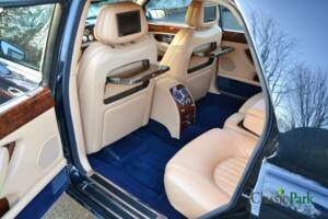 Bild 28/50 von Bentley Arnage Red Label (2002)