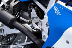 Bild 22/50 von Suzuki DUMMY (1988)