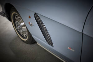 Image 32/78 of Chevrolet Corvette (1962)
