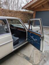 Immagine 11/24 di Mercedes-Benz 300 SEL 6.3 (1972)