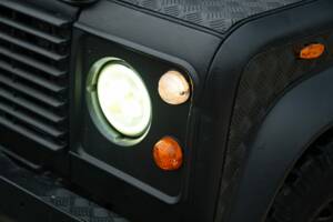 Bild 27/50 von Land Rover 90 (1985)