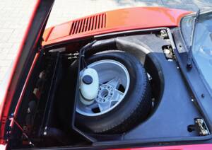 Image 54/61 of Ferrari 308 GTBi (1982)