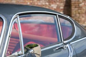 Image 19/50 de Volvo 1800 S (1966)