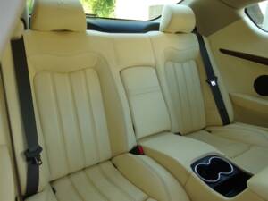 Image 60/98 of Maserati GranTurismo 4.2 (2008)