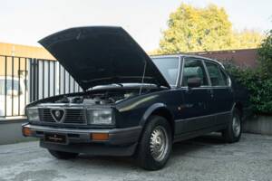 Image 29/39 de Alfa Romeo Alfetta 2.0 (1983)
