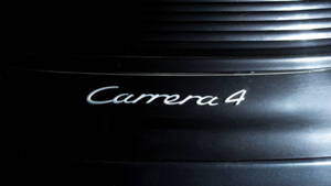 Image 31/35 de Porsche 911 Carrera 4 (2001)