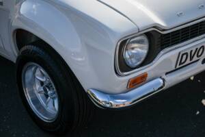 Image 17/38 of Ford Escort Twin Cam (1970)