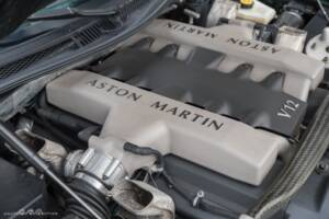 Image 17/17 of Aston Martin V12 Vanquish (2004)