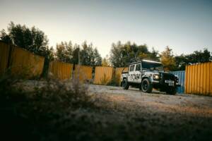 Bild 35/42 von Land Rover Defender Works V8 Trophy (2012)