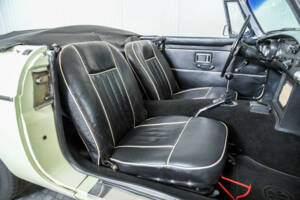 Afbeelding 16/50 van MG MGB (1968)