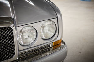 Bild 18/77 von Bentley Azure (2001)