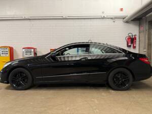 Bild 1/15 von Mercedes-Benz E 350 CDI BlueEFFICIENCY (2012)