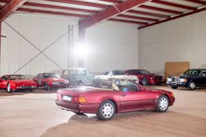 Image 16/43 of Mercedes-Benz 500 SL (1992)