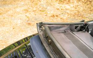 Immagine 22/47 di Porsche 911 Carrera (1994)