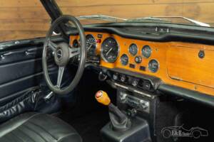 Obraz 8/19 pojazdu Triumph TR 6 (1973)