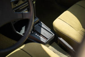 Image 31/46 of BMW 525 (1978)