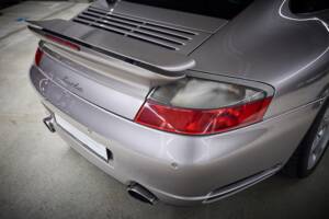 Image 21/98 of Porsche 911 Turbo (2000)