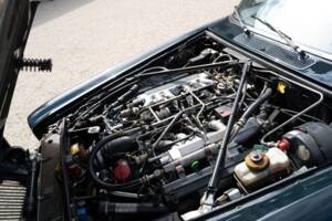 Bild 7/7 von Daimler Double Six (1991)