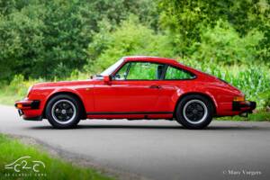 Image 4/63 of Porsche 911 Carrera 3.2 (1986)