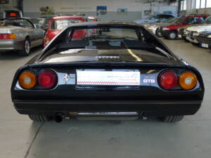 Bild 34/50 von Ferrari 308 GTB (1978)