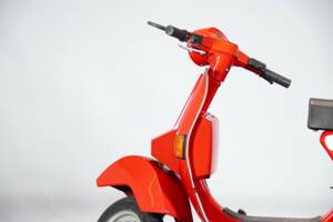 Image 28/30 of Piaggio DUMMY (1982)
