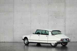 Bild 13/50 von Citroën DS 23 Pallas IE (1974)