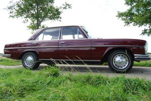 Image 5/58 of Mercedes-Benz 280 SE (1968)