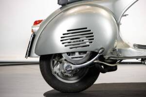 Bild 33/50 von Piaggio Vespa 150 GS (1958)