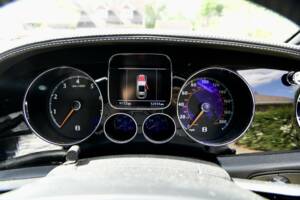 Bild 32/50 von Bentley Continental GTC W12 (2011)
