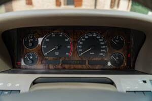 Image 42/50 of Jaguar XJ6 3.2 (1995)